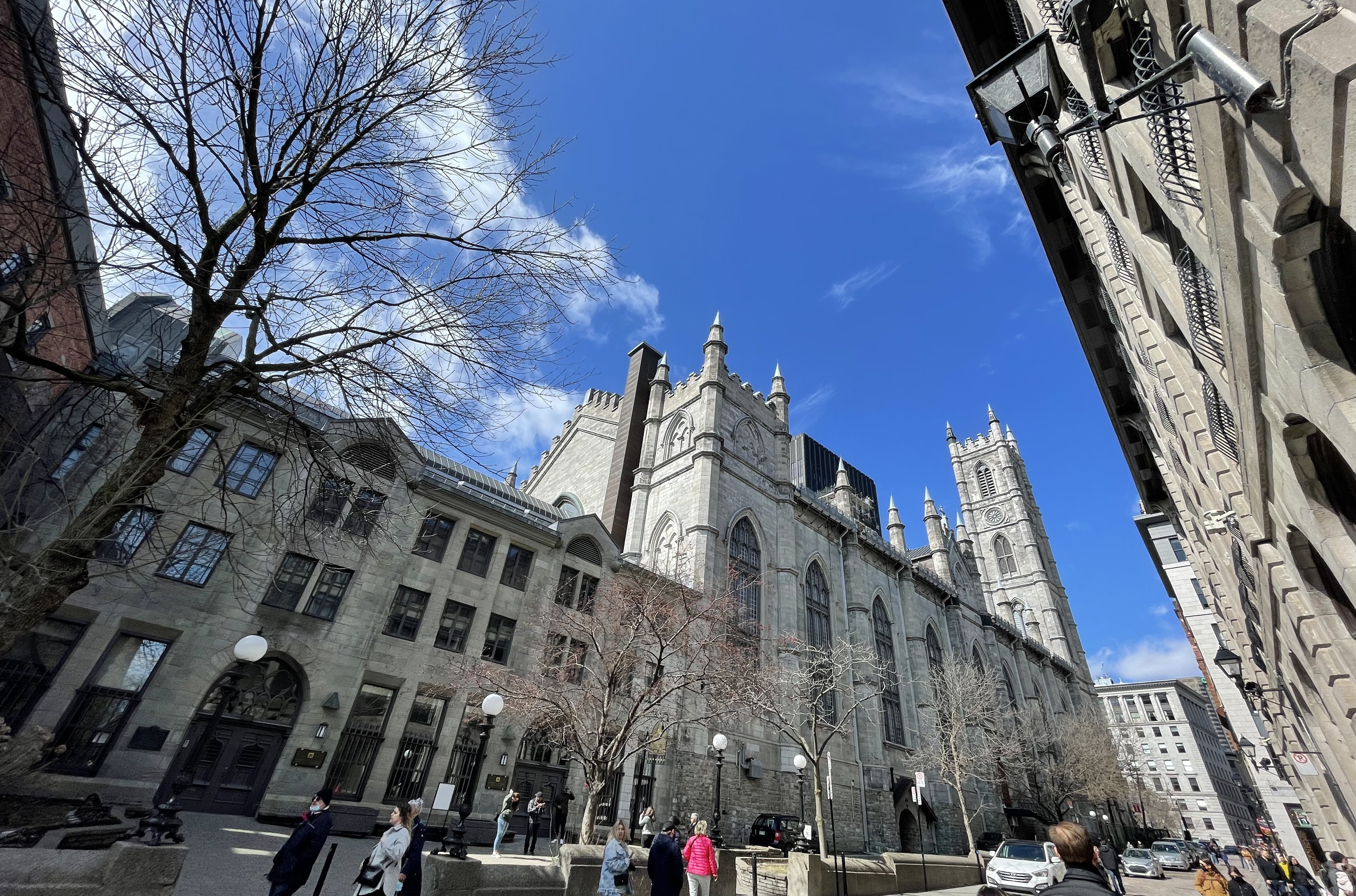 old-montreal-street